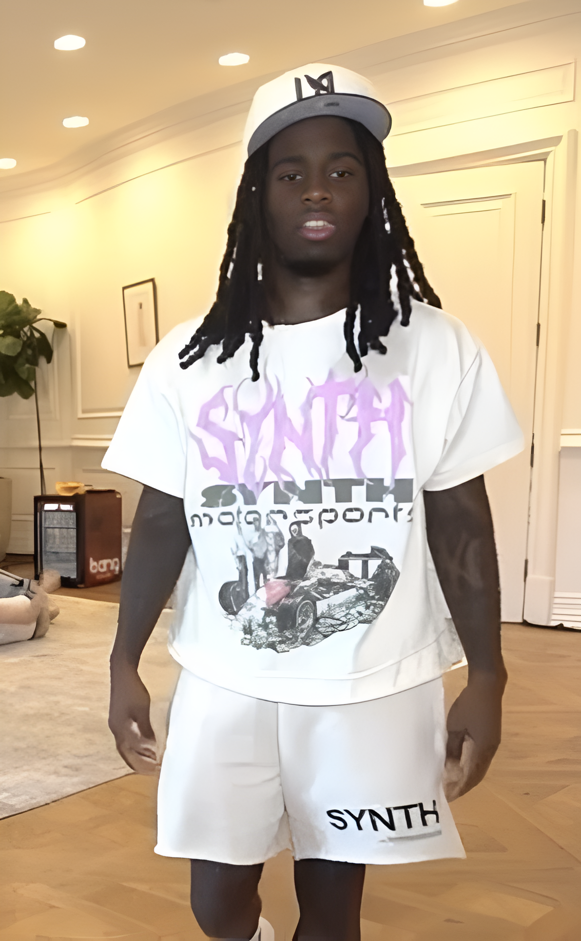 'Milly' off-white tee