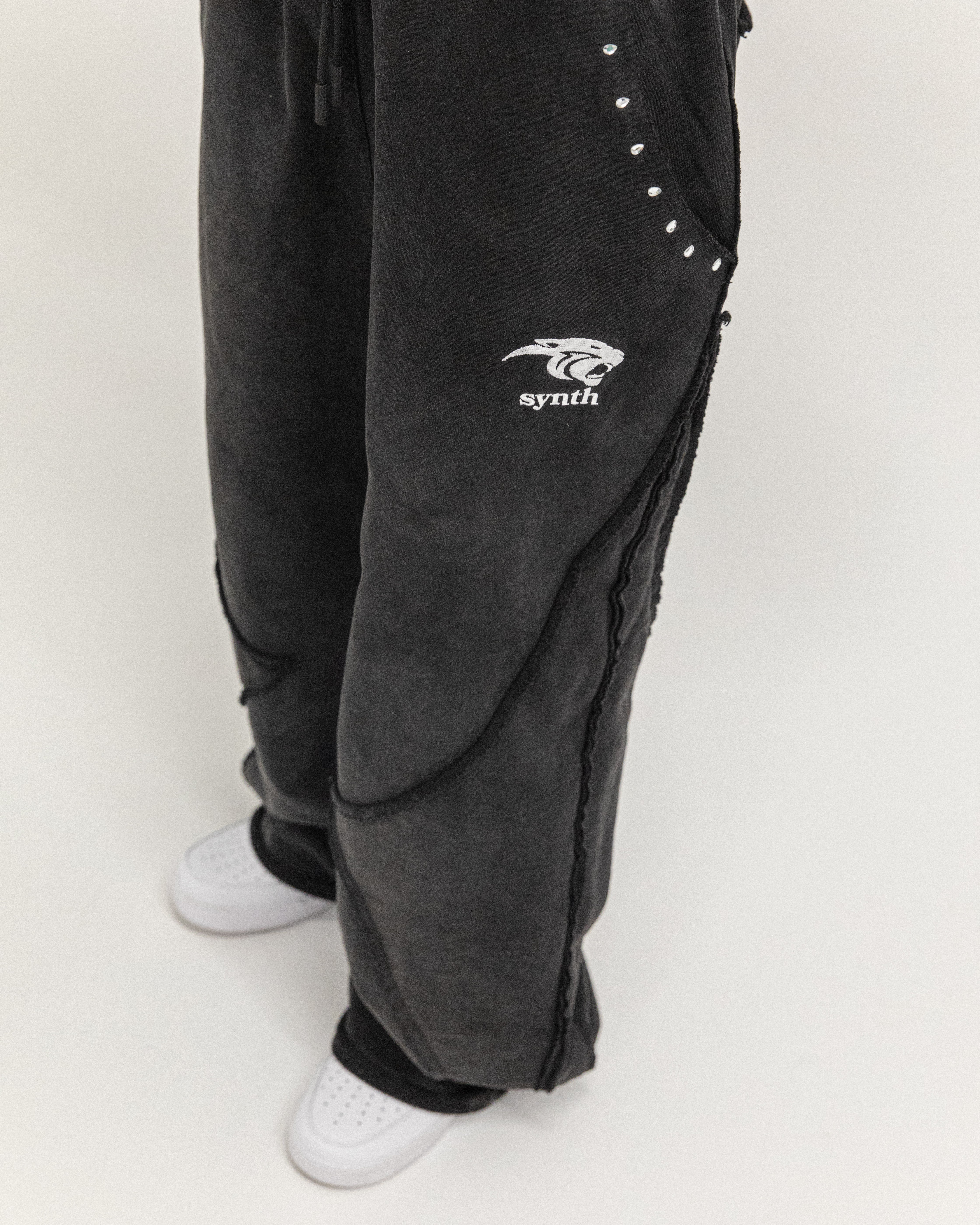 'Panthera' sweats vintage black